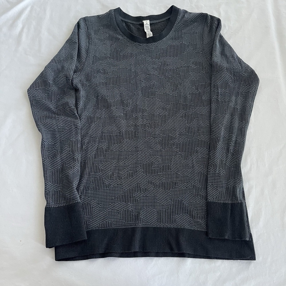LULULEMON Women Size 4 Vented Camo Black Grey Swiftly Breathe Long Sleeve Top